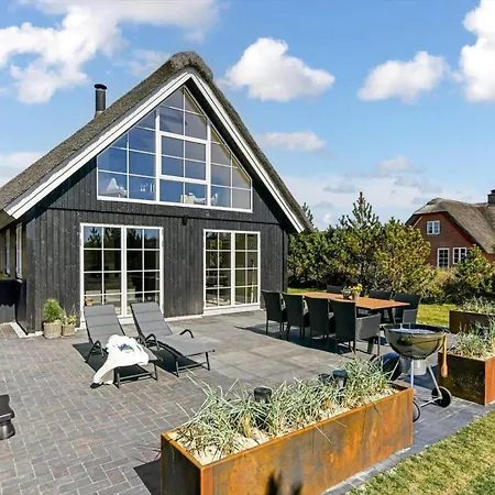 Bv404-blavand-sonder-vasevej-30 بيت للعطل *